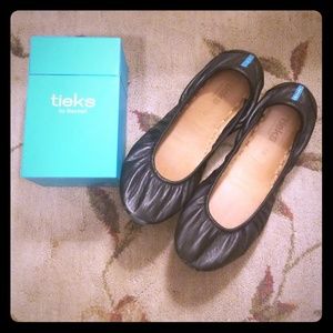 Tieks